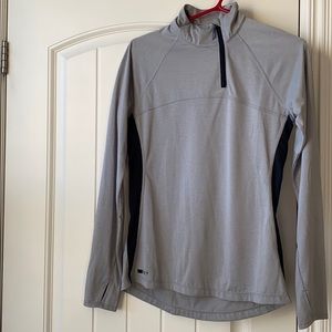 Athletic long sleeve half-zip🤍